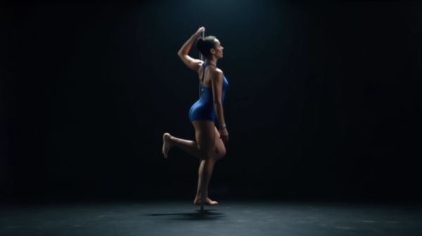 Choisir une tenue couvre bleus pour pole dance efficace et stylée