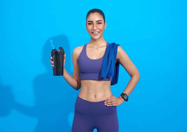 Combien de whey par jour faut-il consommer en musculation ?